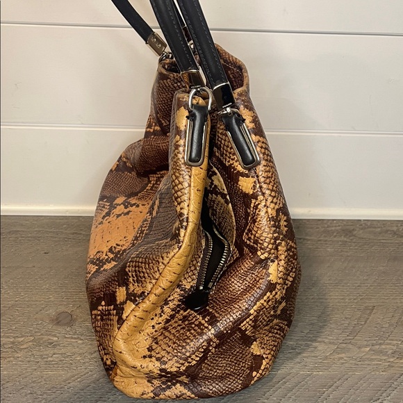 COACH LIMITED EDITION PHOEBE PYTHON LEATHER SHOULDER/TOTE - Picture 12 of 15